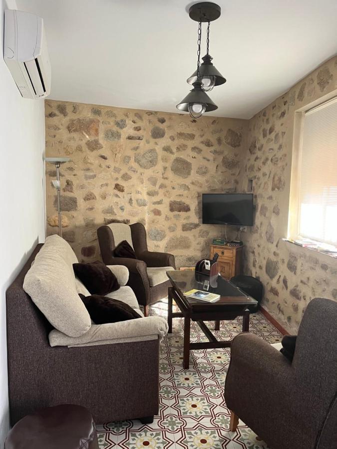 Casa Rural Las Pelliquerinas Almoharin Luaran gambar